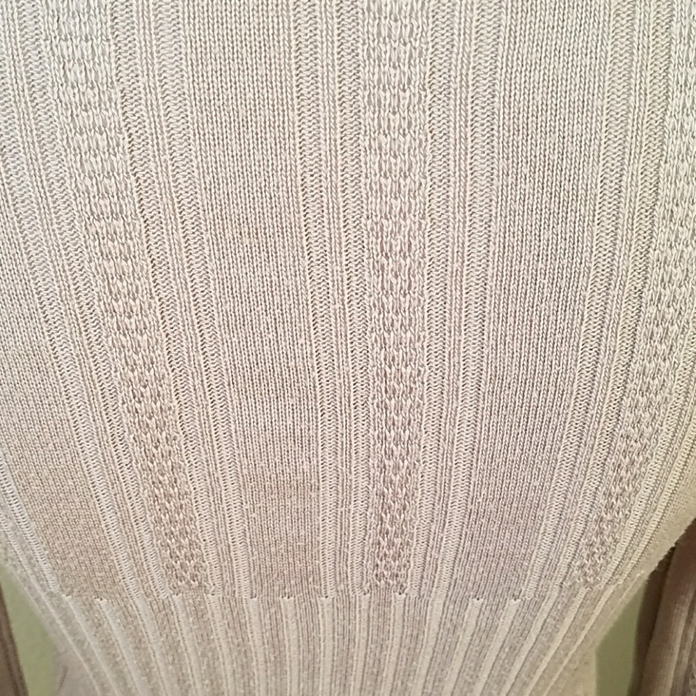 Brown V-neck sweater - Picture 3 of 4